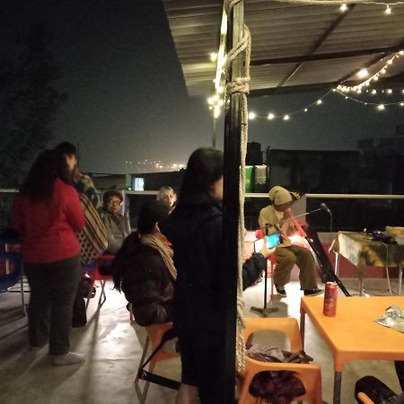 Paradise Inn Guest House Varanasi Ngoại thất bức ảnh