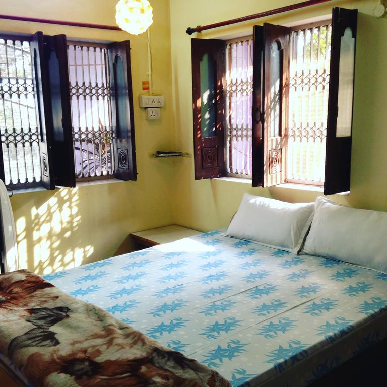 Paradise Inn Guest House Varanasi Ngoại thất bức ảnh